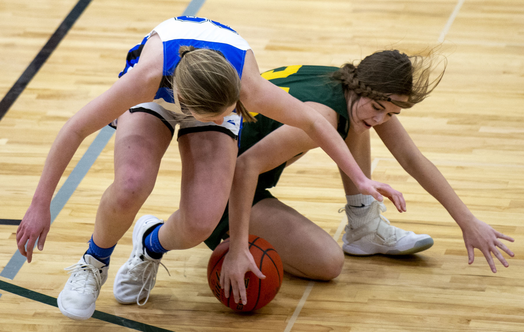 Heartland Athletic Conference Tournament semifinals, 12.30